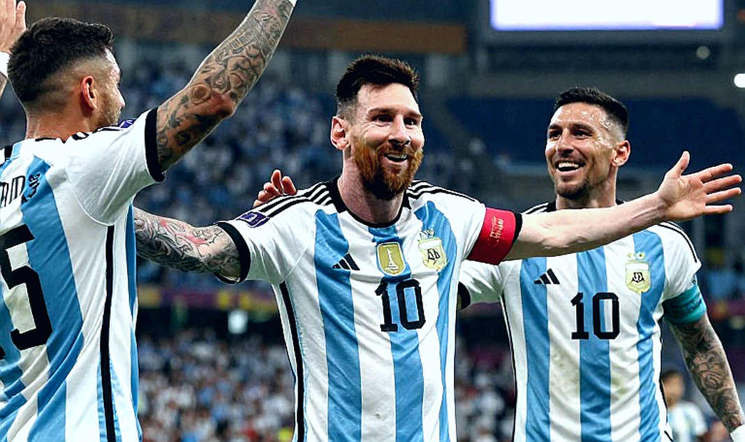 The Transfer Window's Hidden Ledger: Blockchain, Fan Tokens and Football's New Economy The Transfer Window's Hidden Ledger: Blockchain, Fan Tokens and Football's New Economy