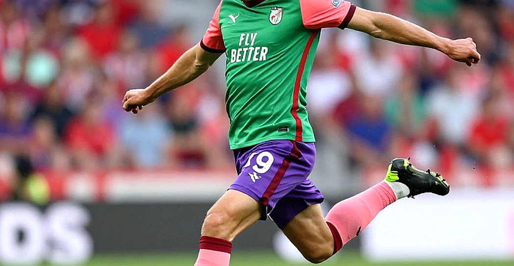 Hojlund's Panenka-Style Through-Ball Finish Exposes Portugal's Defensive Collapse Hojlund's Panenka-Style Through-Ball Finish Exposes Portugal's Defensive Collapse