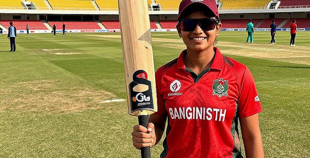 ৩৫১ রান তোলার রাতে হারিয়ে যাওয়া চার ওভার ৩৫১ রান তোলার রাতে হারিয়ে যাওয়া চার ওভার
